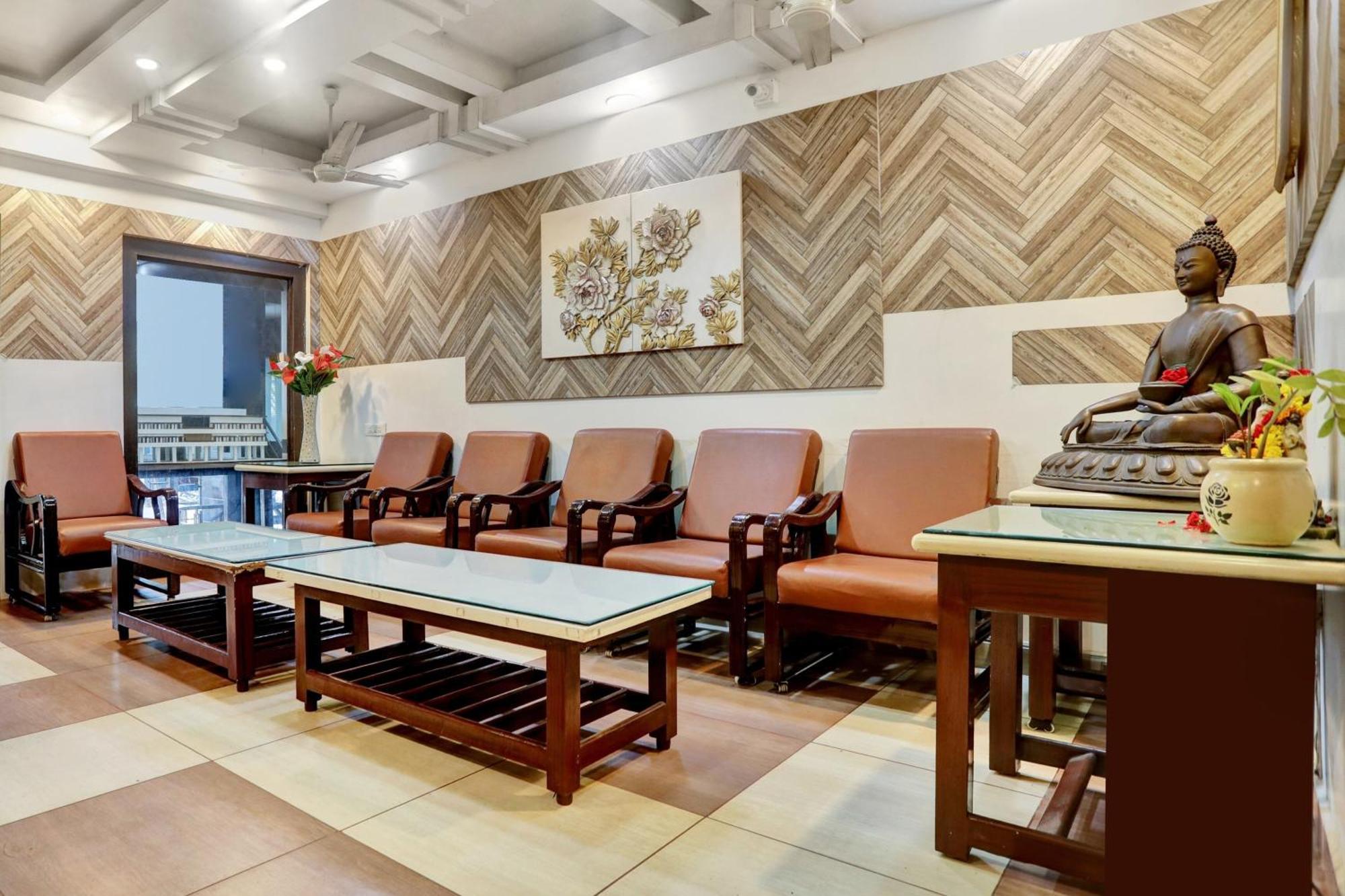 Townhouse Eluru Hotel Kültér fotó