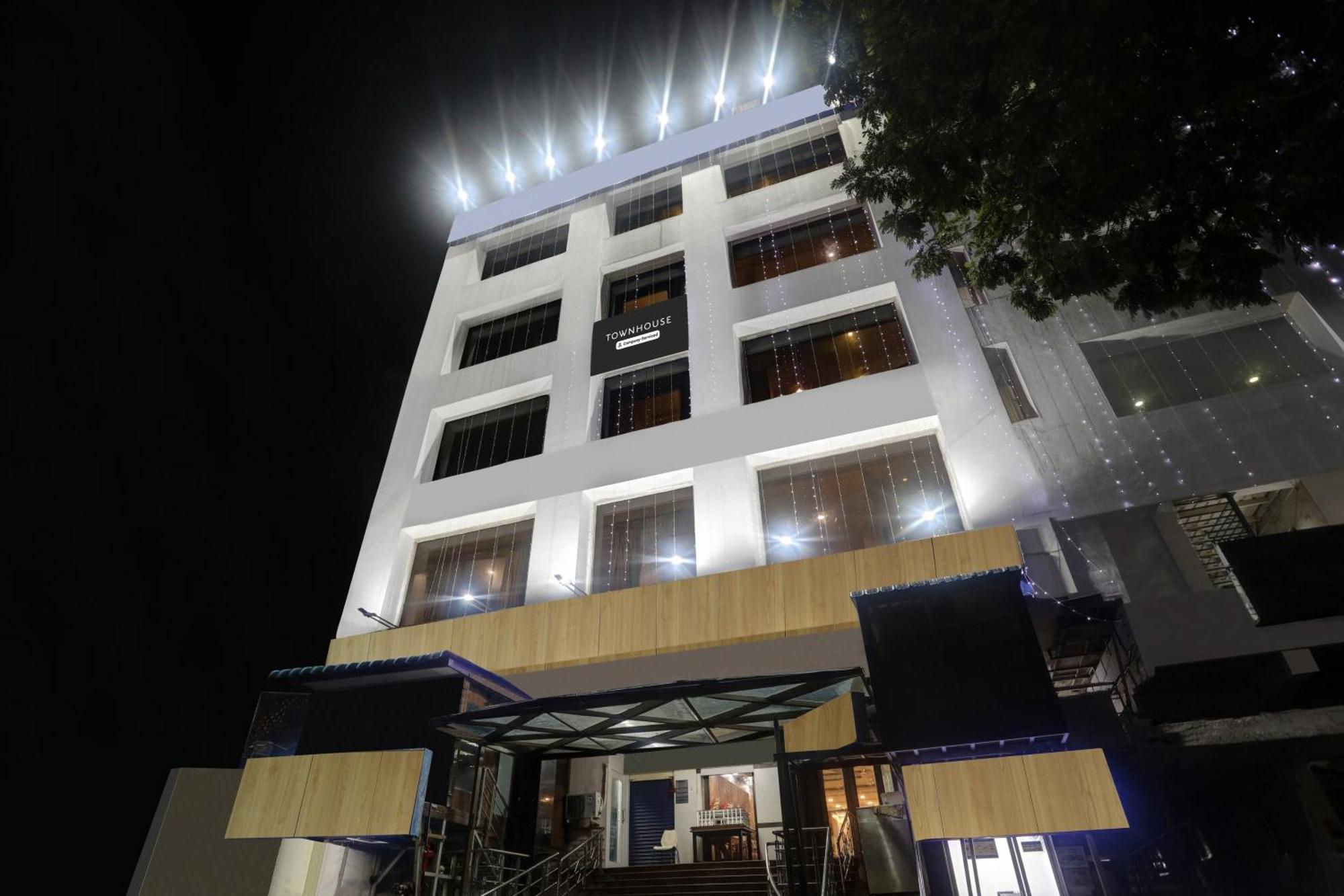 Townhouse Eluru Hotel Kültér fotó