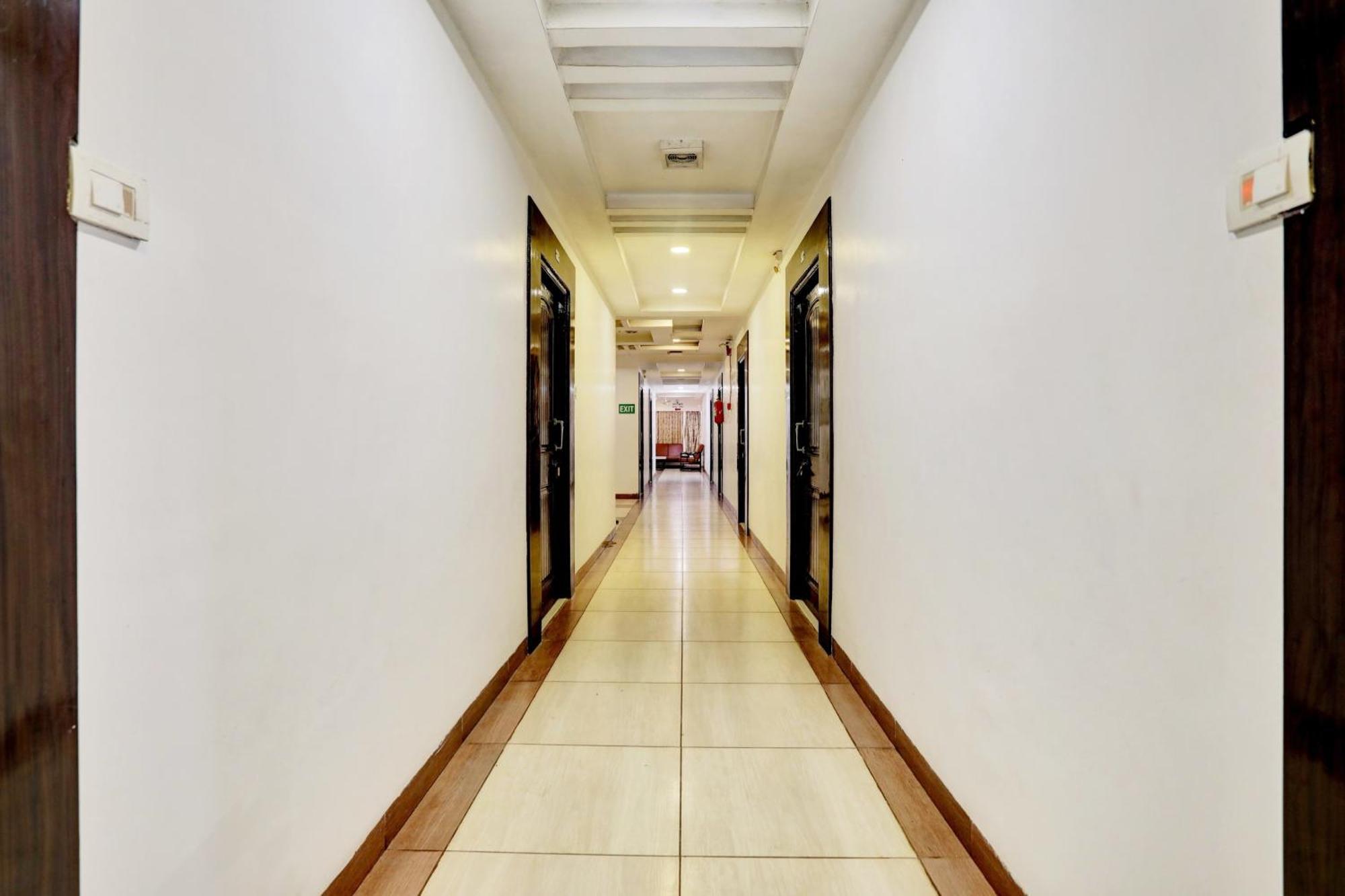 Townhouse Eluru Hotel Kültér fotó