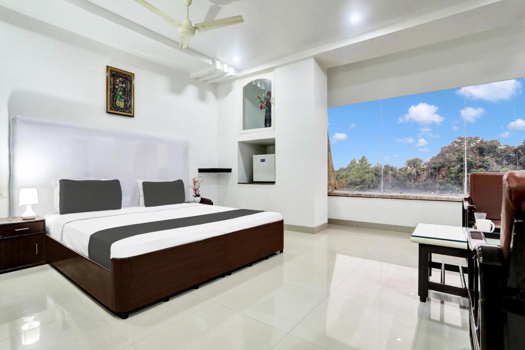 Townhouse Eluru Hotel Kültér fotó
